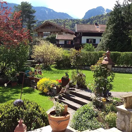 Gaestehaus Haecher * Schleching