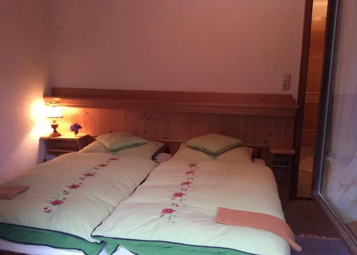 Gaestehaus Haecher שלכינג